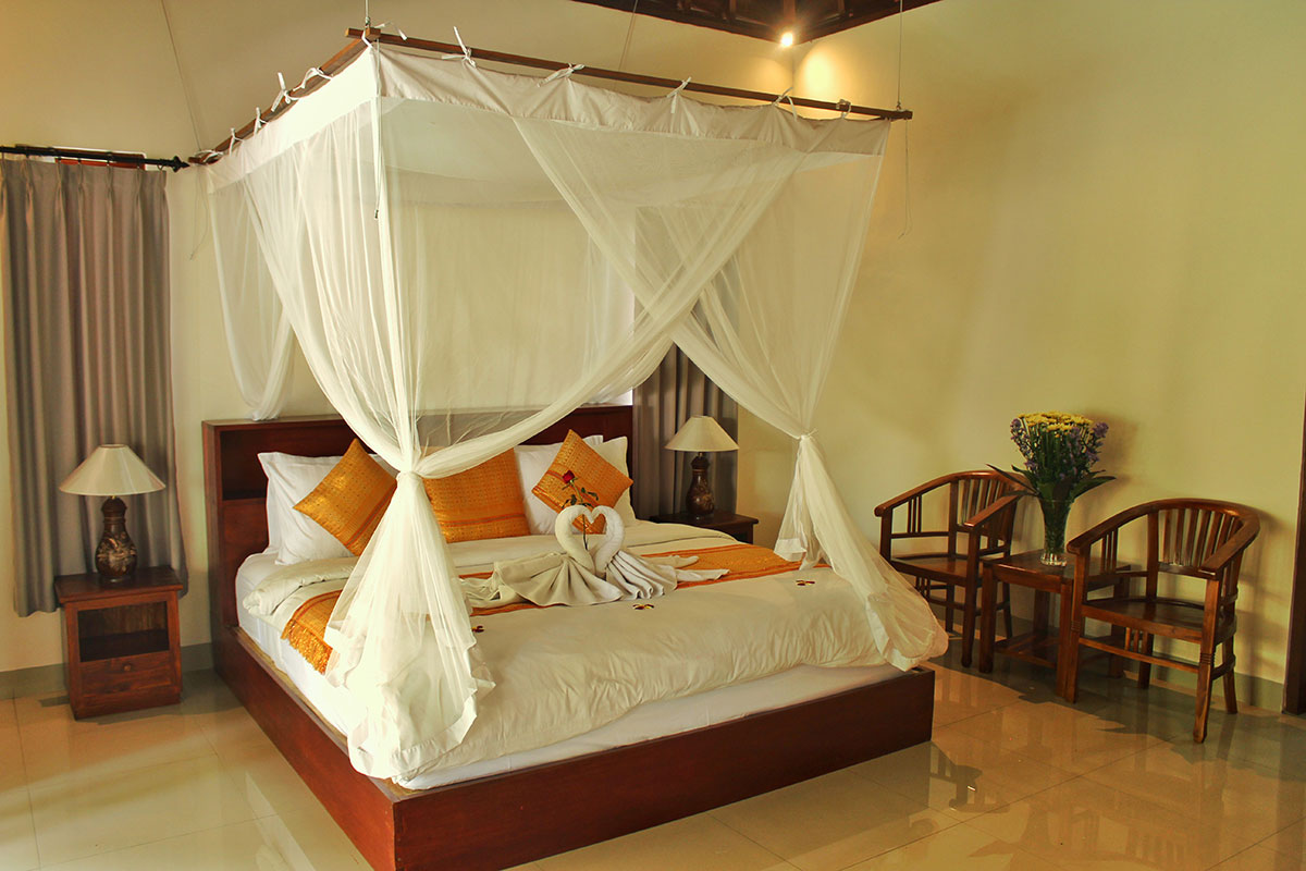 2-tutik-bedroom